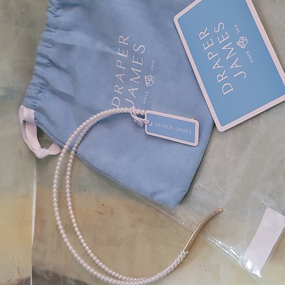 Draper James Accessories - Beautiful! NWT Draper James headband in dust bag